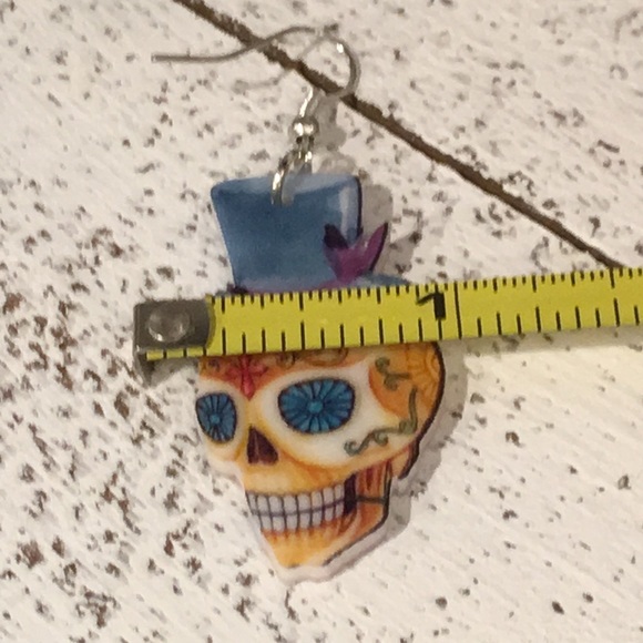 Skull Acrylic Earrings - Picture 8 of 8